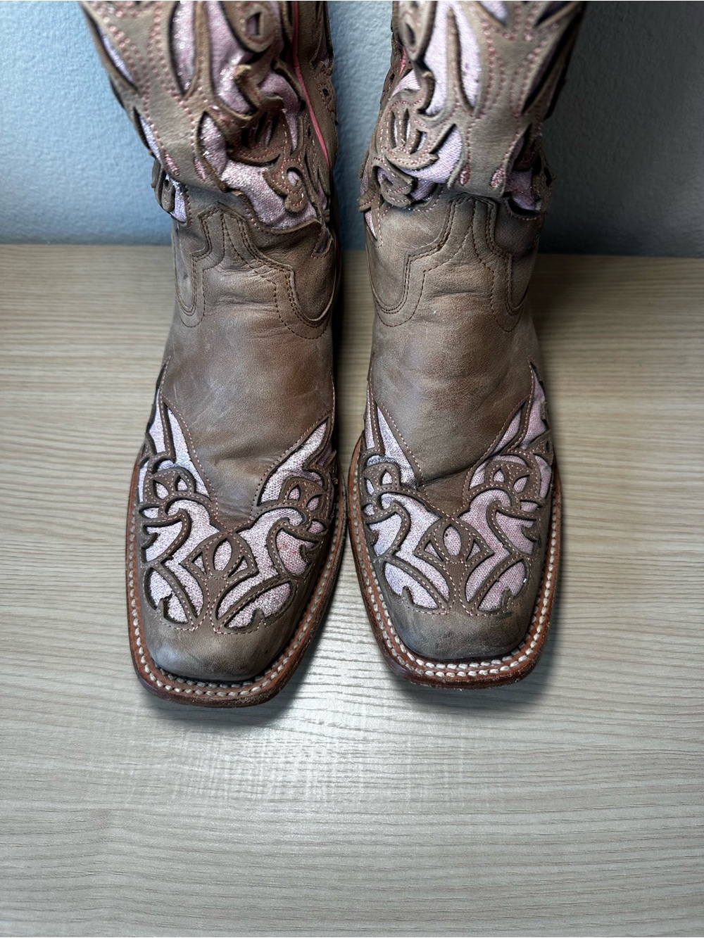 J.B. Dillon Brown Leather Western Boots with Pink Inlay - Picture 4 of 5